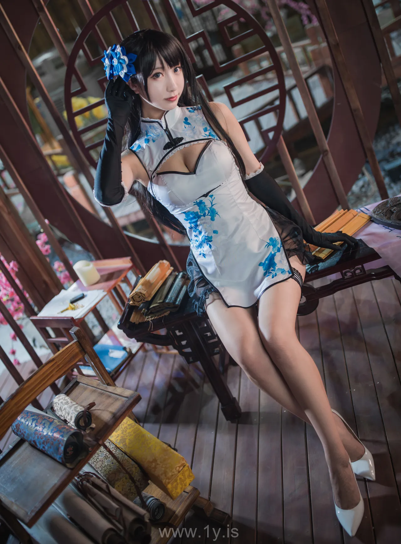 Coser@黑川 NO.020 Slender & Trendy Asian Homebody Girl 瓶儿